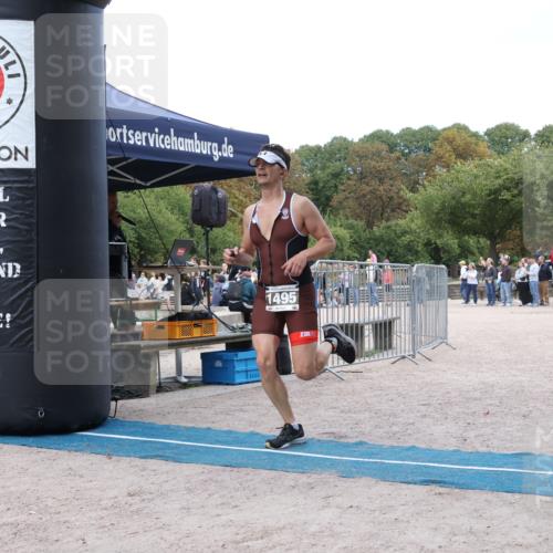 14.09.2025 - Stadtparktriathlon Strokosch-Dieckow http://msf.ph/oto/8898670 14.09.2025 14:00:54 Ziel 1495 meine-sportfotos.de
