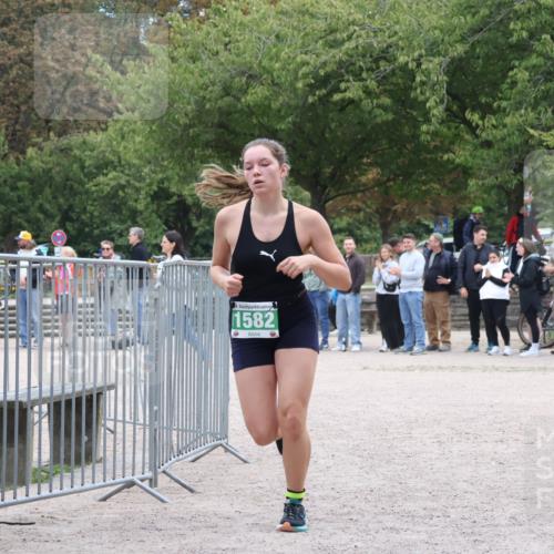 14.09.2025 - Stadtparktriathlon Strokosch-Dieckow http://msf.ph/oto/8898684 14.09.2025 14:01:55 Ziel 1582, 1587 meine-sportfotos.de