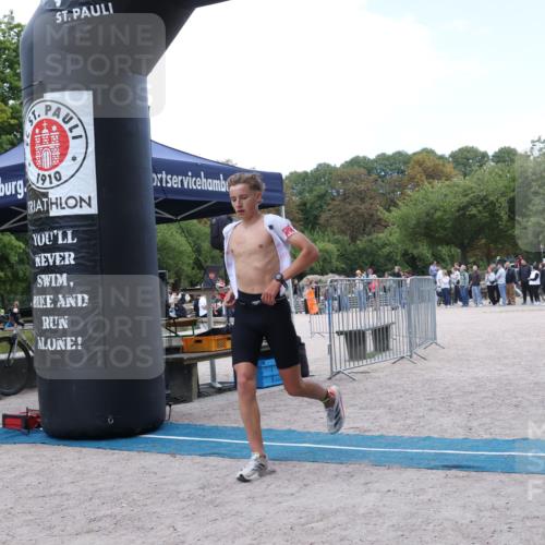 14.09.2025 - Stadtparktriathlon Strokosch-Dieckow http://msf.ph/oto/8898725 14.09.2025 14:02:33 Ziel 1545 meine-sportfotos.de