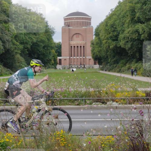 14.09.2025 - Stadtparktriathlon Michael Burmester http://msf.ph/oto/8898727 14.09.2025 12:47:23 Radfahren 1200, 1275, 1370, 1382 meine-sportfotos.de