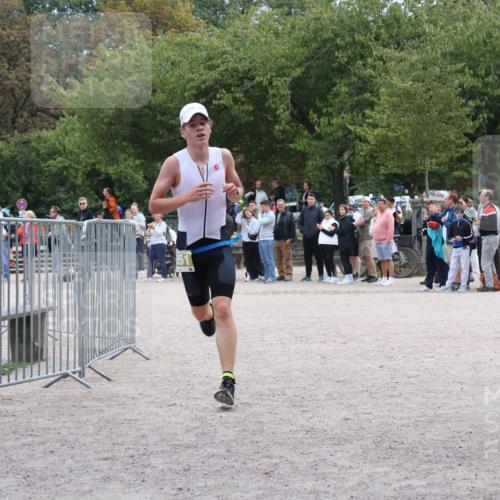 14.09.2025 - Stadtparktriathlon Strokosch-Dieckow http://msf.ph/oto/8898728 14.09.2025 14:02:52 Ziel 1551 meine-sportfotos.de