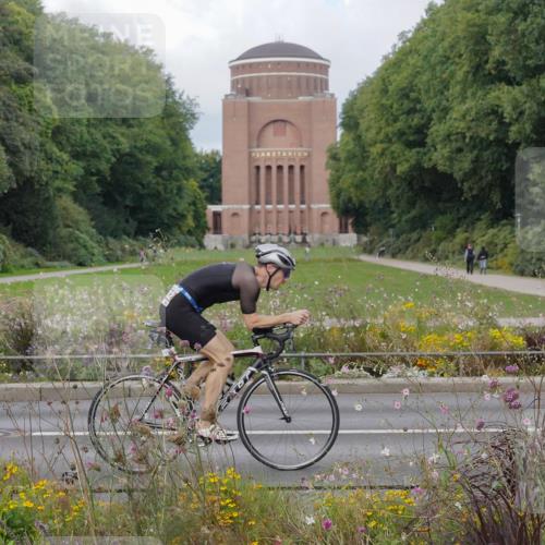 14.09.2025 - Stadtparktriathlon Michael Burmester http://msf.ph/oto/8898732 14.09.2025 12:47:25 Radfahren 1200, 1215, 1275, 1370, 1382 meine-sportfotos.de