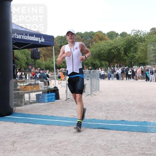 14.09.2025 - Stadtparktriathlon Strokosch-Dieckow http://msf.ph/oto/8898736 14.09.2025 14:02:53 Ziel 1551 meine-sportfotos.de