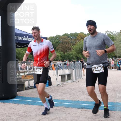 14.09.2025 - Stadtparktriathlon Strokosch-Dieckow http://msf.ph/oto/8898745 14.09.2025 14:03:26 Ziel 1494, 1496, 1573 meine-sportfotos.de