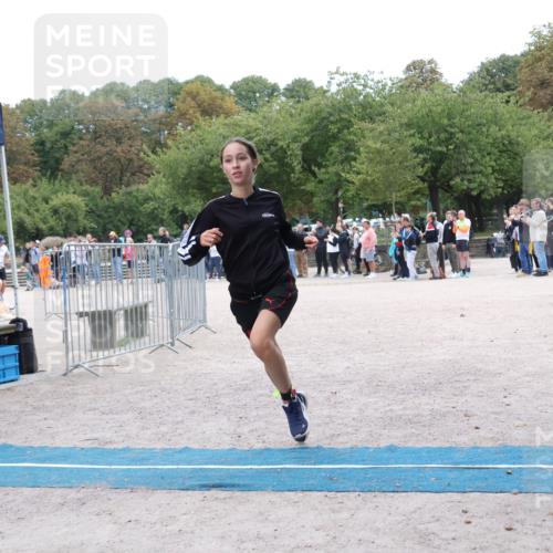 14.09.2025 - Stadtparktriathlon Strokosch-Dieckow http://msf.ph/oto/8898755 14.09.2025 14:03:29 Ziel 1397, 1494, 1496, 1573 meine-sportfotos.de