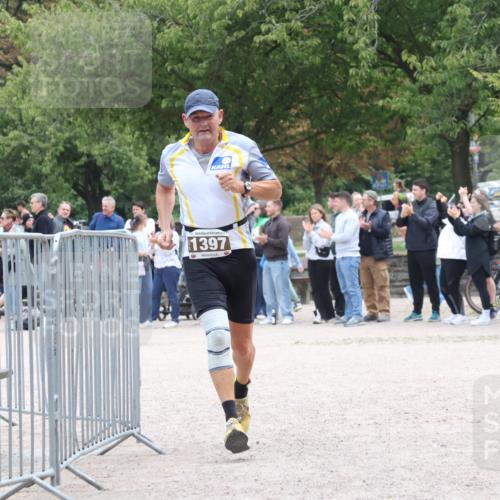 14.09.2025 - Stadtparktriathlon Strokosch-Dieckow http://msf.ph/oto/8898762 14.09.2025 14:03:34 Ziel 1397, 1573 meine-sportfotos.de