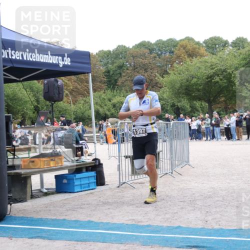 14.09.2025 - Stadtparktriathlon Strokosch-Dieckow http://msf.ph/oto/8898775 14.09.2025 14:03:36 Ziel 1397 meine-sportfotos.de