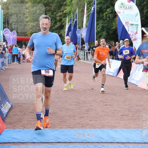 14.09.2025 - Airport Race Strokosch-Dieckow http://msf.ph/oto/8898776 14.09.2025 12:26:07 Ziel 96, 117, 245, 381, 1056, 1344, 1433, 1880, 1895, 1912, 2161, 4235, 5029 meine-sportfotos.de