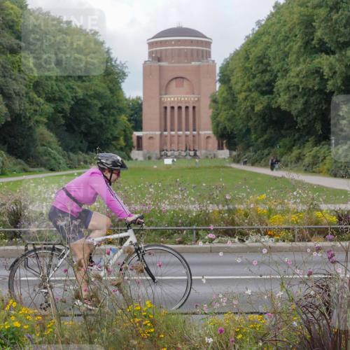 14.09.2025 - Stadtparktriathlon Michael Burmester http://msf.ph/oto/8898777 14.09.2025 12:47:50 Radfahren 1224, 1239, 1245, 1247, 1248, 1263, 1274, 1278, 1301, 1310, 1330, 1394, 1419 meine-sportfotos.de