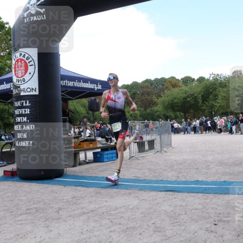 14.09.2025 - Stadtparktriathlon Strokosch-Dieckow http://msf.ph/oto/8898806 14.09.2025 14:03:52 Ziel 1246, 1543 meine-sportfotos.de