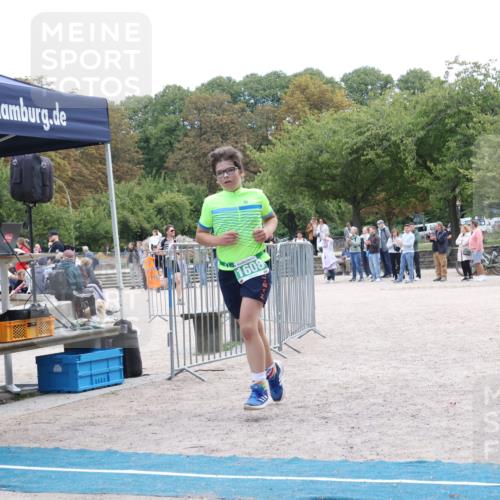 14.09.2025 - Stadtparktriathlon Strokosch-Dieckow http://msf.ph/oto/8898843 14.09.2025 14:05:28 Ziel 1451, 1506, 1608 meine-sportfotos.de
