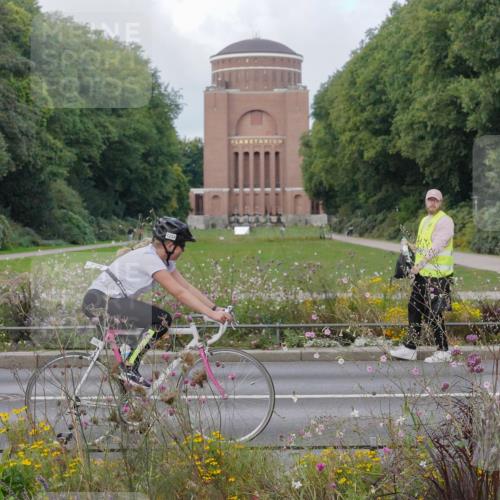 14.09.2025 - Stadtparktriathlon Michael Burmester http://msf.ph/oto/8898855 14.09.2025 12:48:32 Radfahren 1249, 1254, 1289, 1327 meine-sportfotos.de