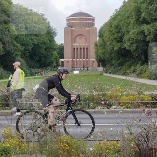 14.09.2025 - Stadtparktriathlon Michael Burmester http://msf.ph/oto/8898870 14.09.2025 12:48:39 Radfahren 1175, 1289, 1384, 1403 meine-sportfotos.de