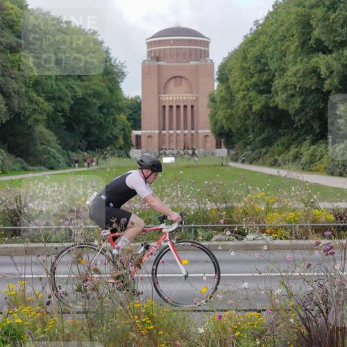 14.09.2025 - Stadtparktriathlon Michael Burmester http://msf.ph/oto/8898875 14.09.2025 12:48:42 Radfahren 1175, 1289, 1384, 1403 meine-sportfotos.de