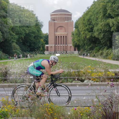 14.09.2025 - Stadtparktriathlon Michael Burmester http://msf.ph/oto/8898926 14.09.2025 12:49:31 Radfahren 1237, 1255, 1260, 1268, 1328, 1332, 1336, 1352, 1355, 1385, 1400, 1415 meine-sportfotos.de
