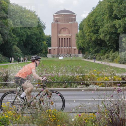 14.09.2025 - Stadtparktriathlon Michael Burmester http://msf.ph/oto/8898969 14.09.2025 12:49:47 Radfahren 1272, 1295, 1312 meine-sportfotos.de