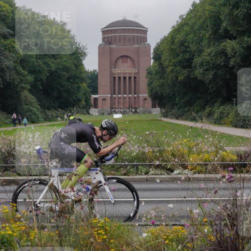 14.09.2025 - Stadtparktriathlon Michael Burmester http://msf.ph/oto/8898976 14.09.2025 09:08:48 Radfahren 318, 339, 340, 342, 347, 365, 392, 410, 437 meine-sportfotos.de