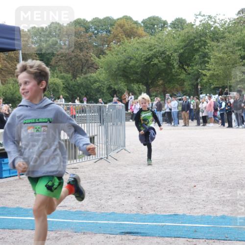 14.09.2025 - Stadtparktriathlon Strokosch-Dieckow http://msf.ph/oto/8898984 14.09.2025 14:08:41 Ziel 1489, 1498 meine-sportfotos.de