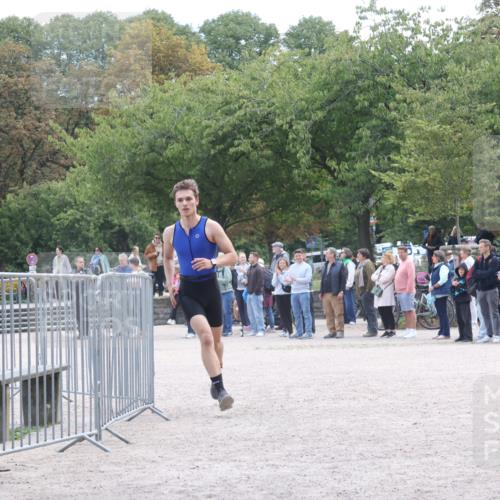 14.09.2025 - Stadtparktriathlon Strokosch-Dieckow http://msf.ph/oto/8898986 14.09.2025 14:08:45 Ziel 1489, 1498 meine-sportfotos.de