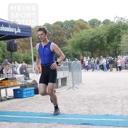14.09.2025 - Stadtparktriathlon Strokosch-Dieckow http://msf.ph/oto/8898991 14.09.2025 14:08:47 Ziel 1489, 1498 meine-sportfotos.de