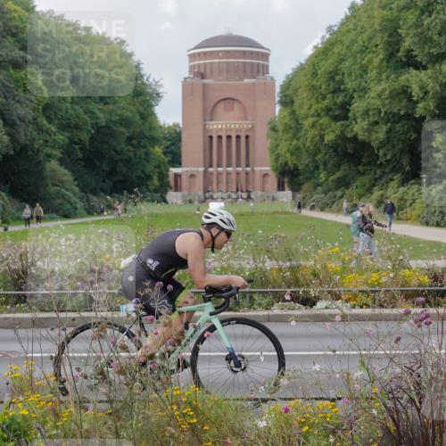 14.09.2025 - Stadtparktriathlon Michael Burmester http://msf.ph/oto/8898997 14.09.2025 12:50:12 Radfahren 1250, 1297, 1367, 1407 meine-sportfotos.de