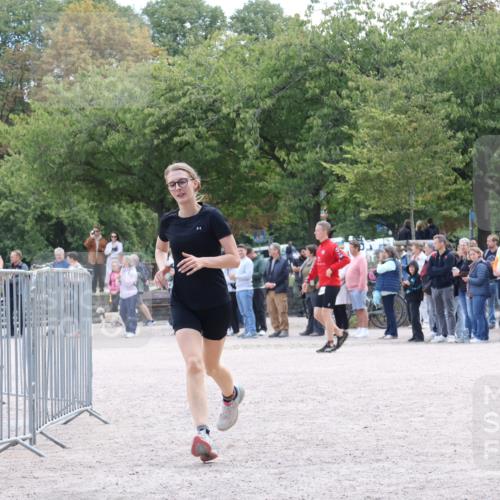 14.09.2025 - Stadtparktriathlon Strokosch-Dieckow http://msf.ph/oto/8899038 14.09.2025 14:09:25 Ziel 1443, 1511 meine-sportfotos.de