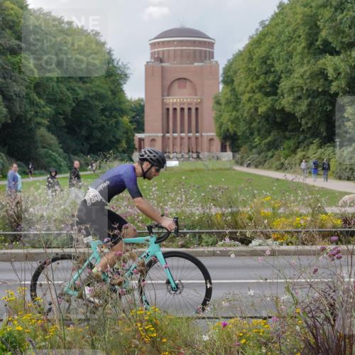 14.09.2025 - Stadtparktriathlon Michael Burmester http://msf.ph/oto/8899041 14.09.2025 12:50:42 Radfahren 1242, 1343, 1365, 1373 meine-sportfotos.de