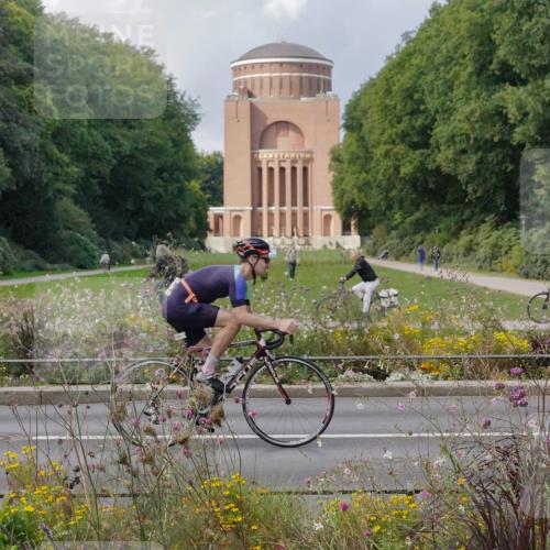 14.09.2025 - Stadtparktriathlon Michael Burmester http://msf.ph/oto/8899060 14.09.2025 12:51:08 Radfahren 1223, 1228, 1244, 1280, 1314, 1323, 1386, 1390, 1391 meine-sportfotos.de