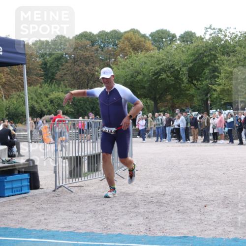 14.09.2025 - Stadtparktriathlon Strokosch-Dieckow http://msf.ph/oto/8899062 14.09.2025 14:09:30 Ziel 1443, 1511 meine-sportfotos.de