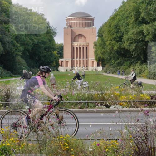 14.09.2025 - Stadtparktriathlon Michael Burmester http://msf.ph/oto/8899065 14.09.2025 12:51:09 Radfahren 1223, 1228, 1244, 1280, 1314, 1323, 1386, 1390, 1391 meine-sportfotos.de