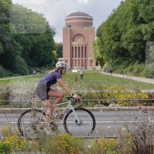14.09.2025 - Stadtparktriathlon Michael Burmester http://msf.ph/oto/8899094 14.09.2025 12:51:15 Radfahren 1228, 1244, 1280, 1314, 1323, 1388, 1390, 1391 meine-sportfotos.de