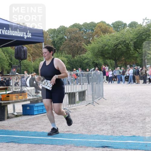 14.09.2025 - Stadtparktriathlon Strokosch-Dieckow http://msf.ph/oto/8899106 14.09.2025 14:10:12 Ziel 1330, 1646, 1677 meine-sportfotos.de