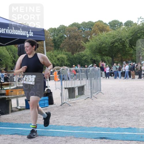 14.09.2025 - Stadtparktriathlon Strokosch-Dieckow http://msf.ph/oto/8899108 14.09.2025 14:10:12 Ziel 1330, 1646, 1677 meine-sportfotos.de