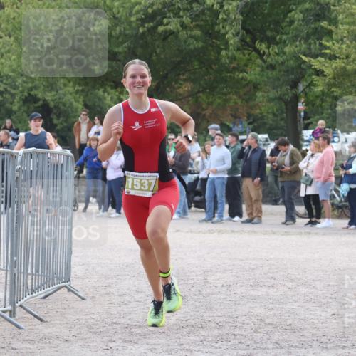 14.09.2025 - Stadtparktriathlon Strokosch-Dieckow http://msf.ph/oto/8899115 14.09.2025 14:10:33 Ziel 1432, 1456, 1537 meine-sportfotos.de