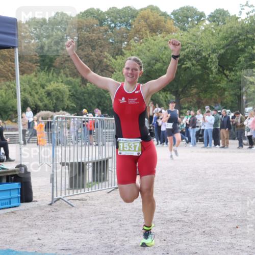 14.09.2025 - Stadtparktriathlon Strokosch-Dieckow http://msf.ph/oto/8899120 14.09.2025 14:10:34 Ziel 1432, 1456, 1537 meine-sportfotos.de
