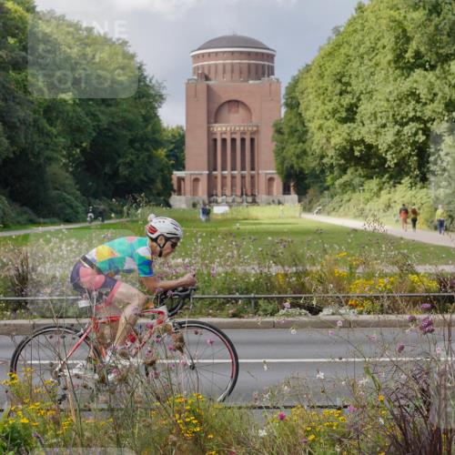 14.09.2025 - Stadtparktriathlon Michael Burmester http://msf.ph/oto/8899125 14.09.2025 12:51:39 Radfahren 1252, 1267, 1276, 1285, 1296, 1356 meine-sportfotos.de