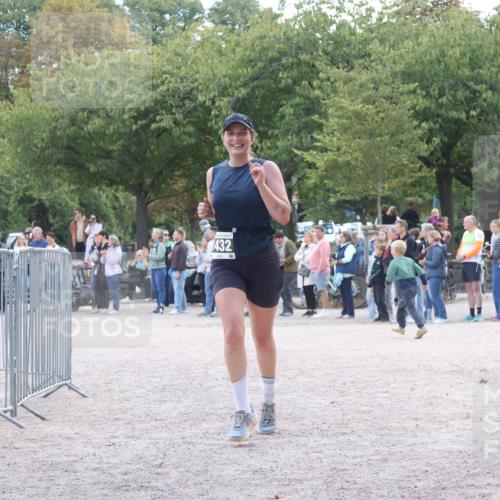 14.09.2025 - Stadtparktriathlon Strokosch-Dieckow http://msf.ph/oto/8899133 14.09.2025 14:10:38 Ziel 1432, 1537 meine-sportfotos.de