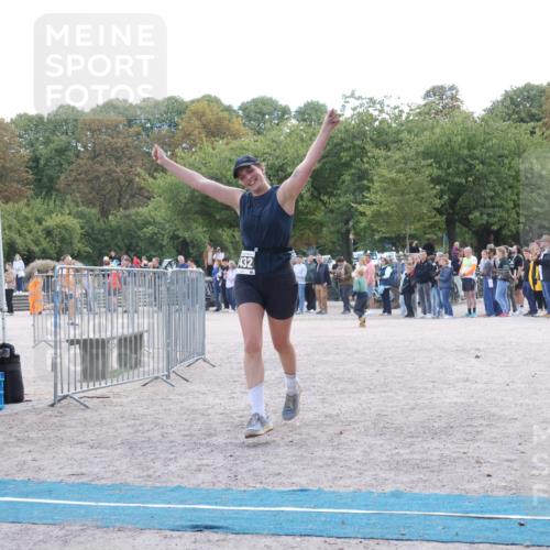 14.09.2025 - Stadtparktriathlon Strokosch-Dieckow http://msf.ph/oto/8899138 14.09.2025 14:10:39 Ziel 1432, 1537 meine-sportfotos.de