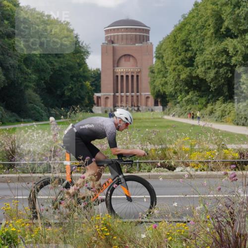 14.09.2025 - Stadtparktriathlon Michael Burmester http://msf.ph/oto/8899161 14.09.2025 12:52:09 Radfahren 1257, 1339, 1347, 1369, 1377, 1381, 1392 meine-sportfotos.de