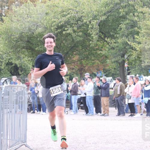 14.09.2025 - Stadtparktriathlon Strokosch-Dieckow http://msf.ph/oto/8899176 14.09.2025 14:11:04 Ziel 1501 meine-sportfotos.de