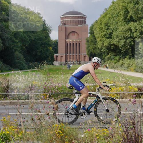 14.09.2025 - Stadtparktriathlon Michael Burmester http://msf.ph/oto/8899192 14.09.2025 12:52:21 Radfahren 1340, 1344, 1396, 1404 meine-sportfotos.de