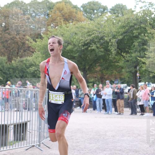 14.09.2025 - Stadtparktriathlon Strokosch-Dieckow http://msf.ph/oto/8899202 14.09.2025 14:11:15 Ziel 1427, 1480, 1548 meine-sportfotos.de