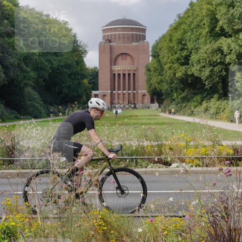 14.09.2025 - Stadtparktriathlon Michael Burmester http://msf.ph/oto/8899214 14.09.2025 12:52:35 Radfahren 1264, 1303, 1322, 1340, 1345, 1417 meine-sportfotos.de