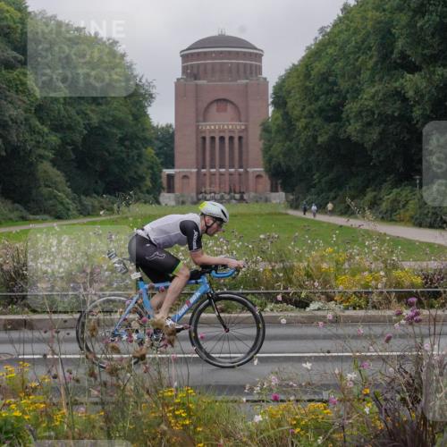 14.09.2025 - Stadtparktriathlon Michael Burmester http://msf.ph/oto/8899226 14.09.2025 09:10:44 Radfahren 319, 322, 367, 369, 382, 395, 421 meine-sportfotos.de