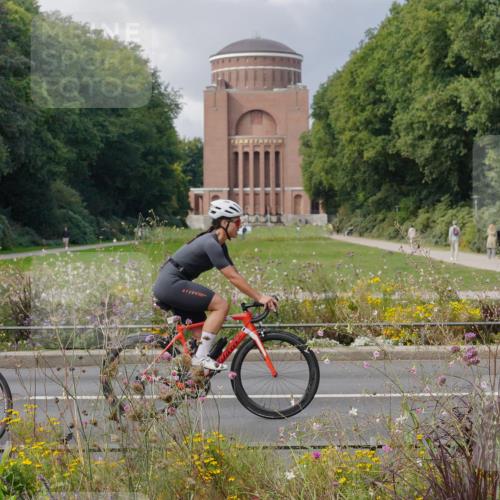 14.09.2025 - Stadtparktriathlon Michael Burmester http://msf.ph/oto/8899243 14.09.2025 12:52:58 Radfahren 1293, 1335, 1413 meine-sportfotos.de