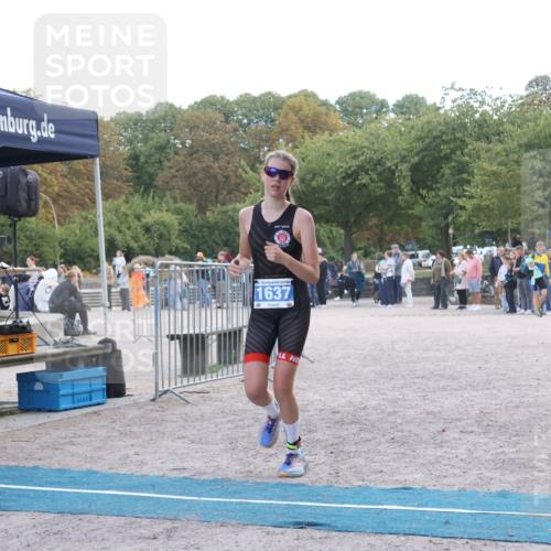14.09.2025 - Stadtparktriathlon Strokosch-Dieckow http://msf.ph/oto/8899277 14.09.2025 14:11:56 Ziel 1637 meine-sportfotos.de