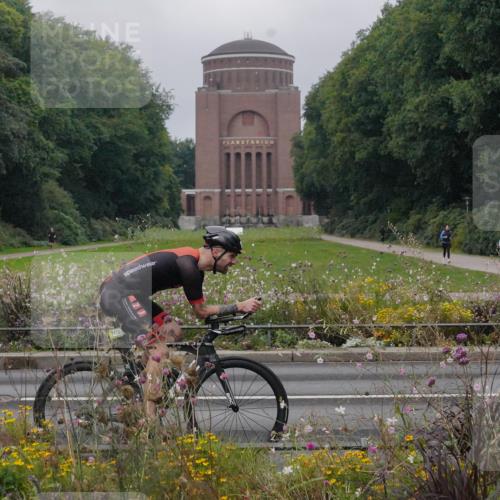 14.09.2025 - Stadtparktriathlon Michael Burmester http://msf.ph/oto/8899288 14.09.2025 09:11:15 Radfahren 312, 313, 330, 332, 408, 416, 436, 476 meine-sportfotos.de