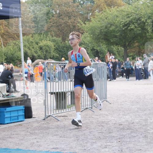 14.09.2025 - Stadtparktriathlon Strokosch-Dieckow http://msf.ph/oto/8899292 14.09.2025 14:12:04 Ziel 1661, 1691 meine-sportfotos.de