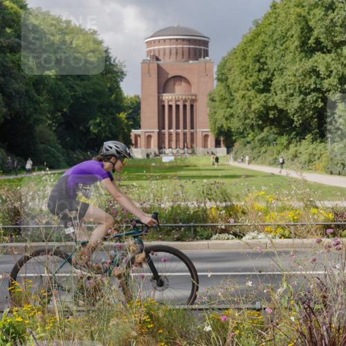 14.09.2025 - Stadtparktriathlon Michael Burmester http://msf.ph/oto/8899296 14.09.2025 12:54:18 Radfahren 1246, 1290, 1291 meine-sportfotos.de
