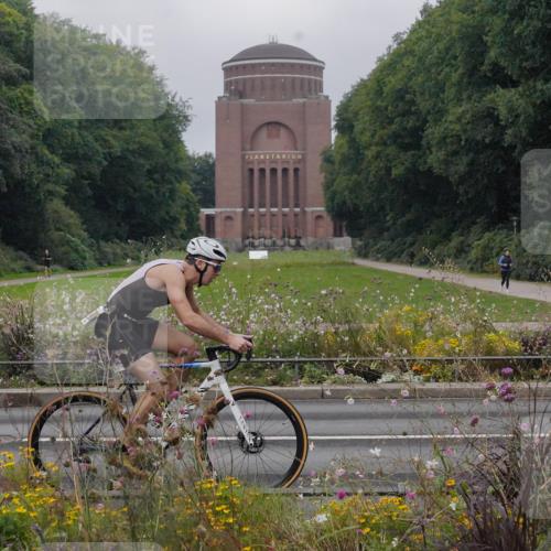 14.09.2025 - Stadtparktriathlon Michael Burmester http://msf.ph/oto/8899299 14.09.2025 09:11:17 Radfahren 312, 313, 321, 332, 405, 408, 416, 436, 476 meine-sportfotos.de